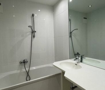 Sanierte 2 Zimmer - Innenstadtwohnung mit Loggia in Innenhoflage - ... - Photo 6