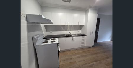 Renovated Villa - Photo 4