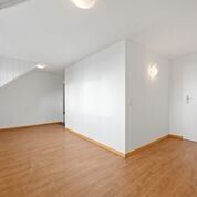 Cozy attic apartment in a quiet location with renovated kitchen - Photo 5