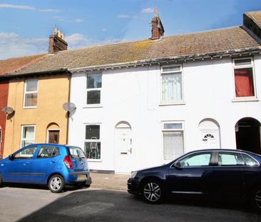 2 Bedroom House to let - Photo 6