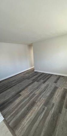 2 Beds 1 Bath Apartment - Photo 1