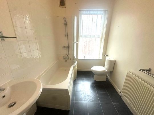 41, Jemmett Street, Preston - Photo 1