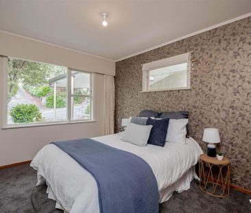 Large Family Home - Photo 4
