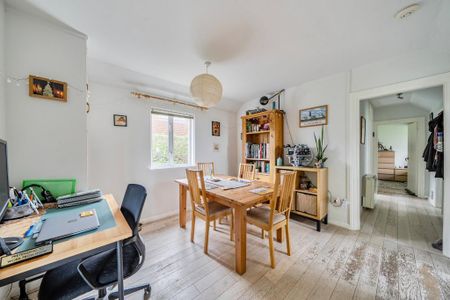 2 bedroom bungalow to rent - Photo 3