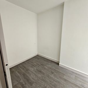 : Appartement 30.55 m² à Saint-Étienne - Photo 2