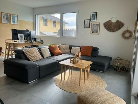 Appartement de 3,5 pièces au rez-de-chaussée - Photo 2