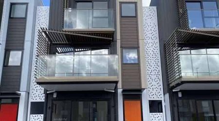 One bedroom unit - Photo 5