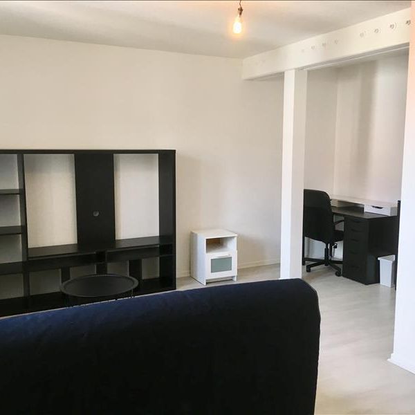 Location Appartement 1 pièce 32m² - Photo 1