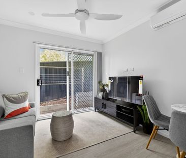 Brand New- Modern, Fully Furnished Apartment – All Bills Included! - Photo 6