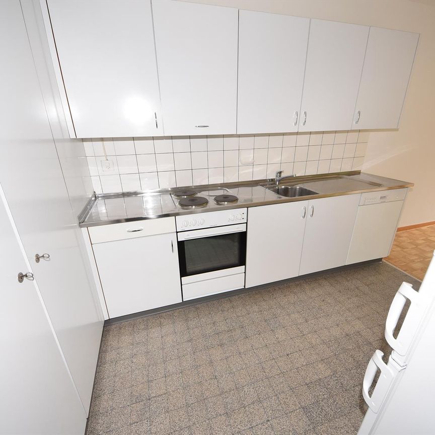 Helle 3-Zimmer-Wohnung in zentraler Lage in Basel - Photo 1