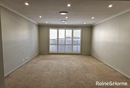 Spacious Modern Family Home in Glenfield - AVAILABLE NOW! - Photo 5