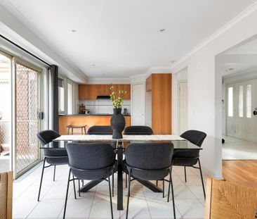 4 Gresswell Park Drive, Watsonia VIC 3087 - House For Rent | Domain - Photo 3