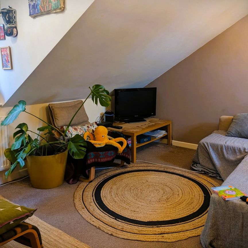 1 Bed Terraced House, Board Mill, BS4 - Photo 1