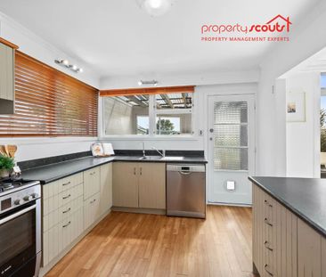 Family Rental with Sea Views - Photo 6