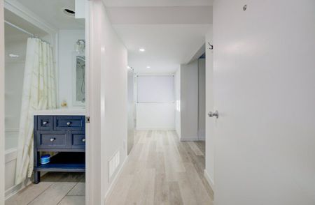 For Lease - 131 Kinzie Avenue Unit# B - Lower Level, Kitchener, Ontario - Photo 2