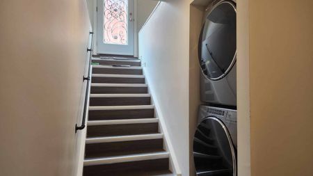 Bachelor apartment for rent in Pickering - Photo 5