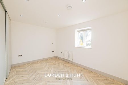 Oakwood Apartments, High Street, Ongar - Photo 4