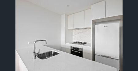 Luxury Living in the Heart of Malvern East - Photo 4