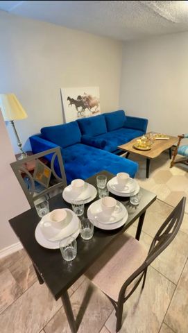 For Lease - 678 Bathurst Street Unit# 3, Toronto, Ontario - Photo 2