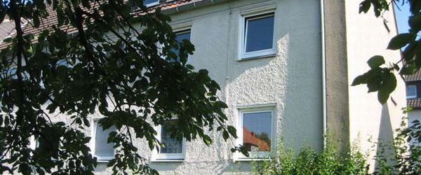 Moderne 2-Zimmer-Erdgeschosswohnung im Rauherfeld - Photo 1