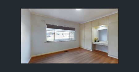 Carefree Living, Conveniently Located - Photo 5