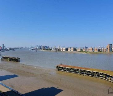 Cumberland House, Erebus Drive, London, SE28 - Photo 4