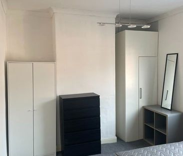 Room in a Shared House, Roslin Street, M11 - Photo 3