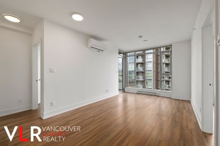 Condo in Coquitlam, BC - Photo 4