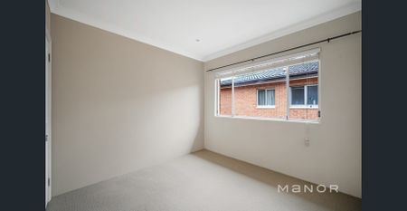 2-Bedroom + Study in Prime Location! - Photo 4