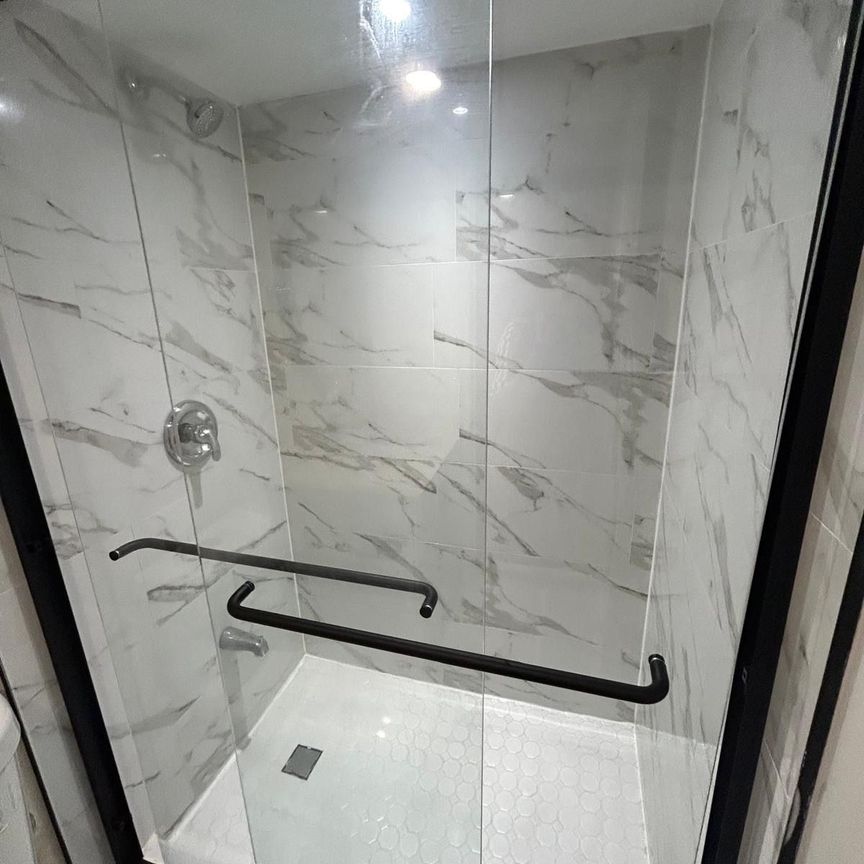 For Lease - 29 Ringway Road, Brampton, Ontario - Photo 1