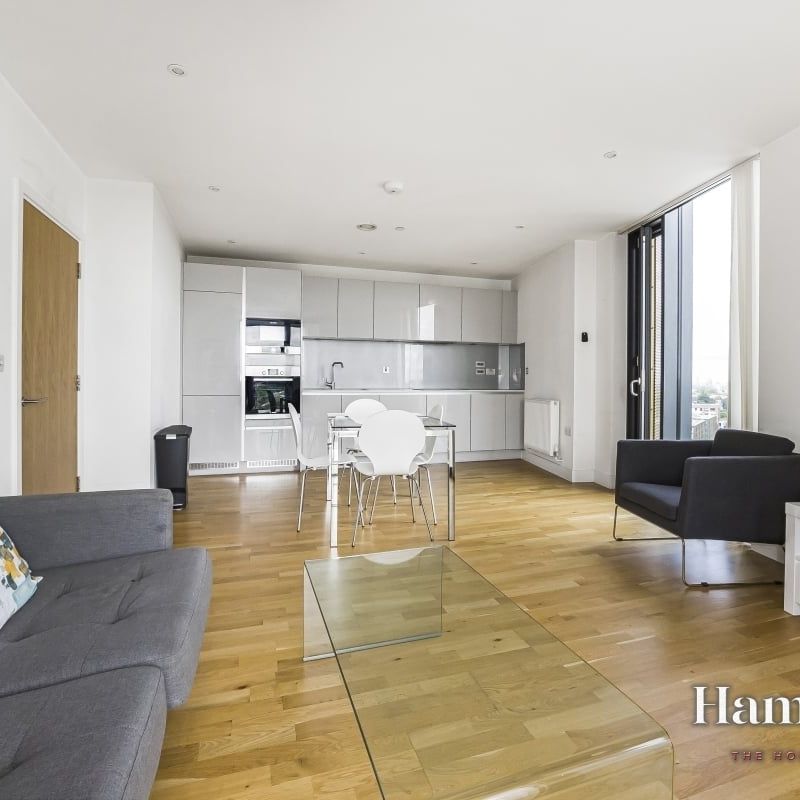 1 bedroom flat to rent - Photo 1