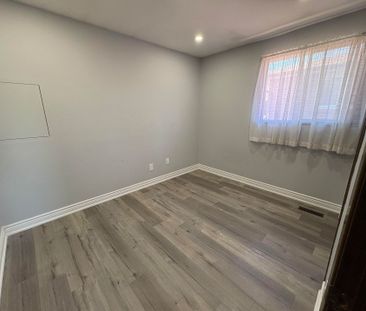 For Lease - 55 Major Oaks Drive Unit# #Main, Brampton, Ontario - Photo 6