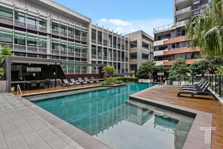 2017/9 Edmondstone St, South Brisbane QLD 4101 - Apartment For Rent | Domain - Photo 2