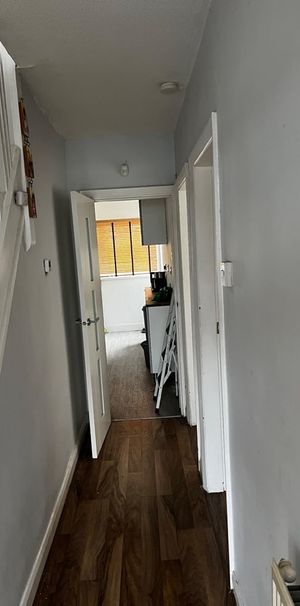 Room in a Shared House, Glendower Road, B42 - Photo 1