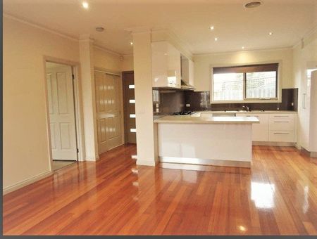 2/17 Johnston Street, BURWOOD - Photo 4