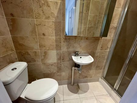 Studio Flat, Cazenove Road, N16 - Photo 2