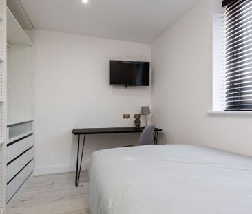 6 bedroom house to rent - Photo 4