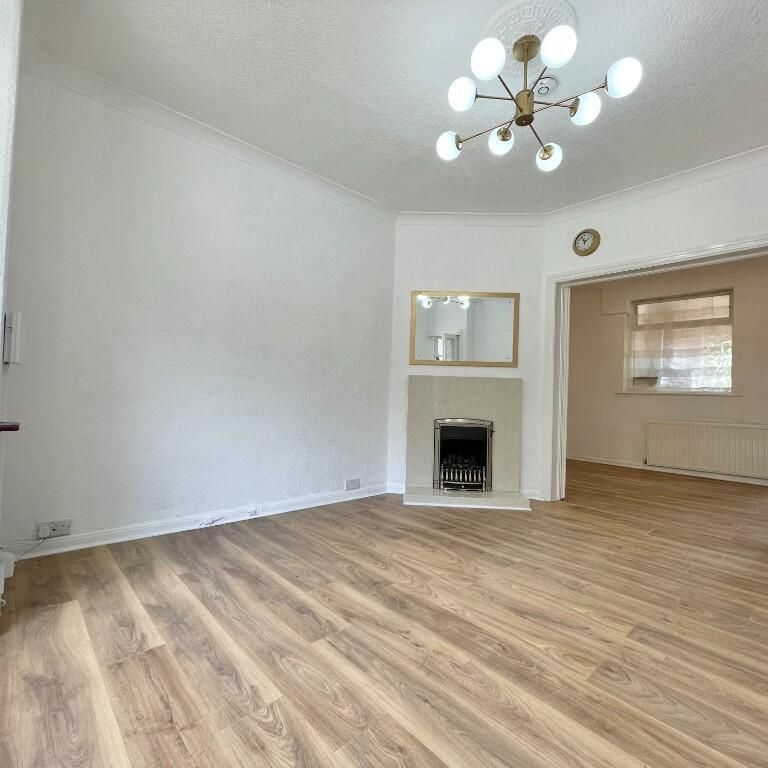 2 bedroom semi-detached house to rent - Photo 1
