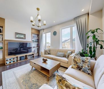 For Lease - 66 Drizzel Crescent, Richmond Hill, Ontario - Photo 2