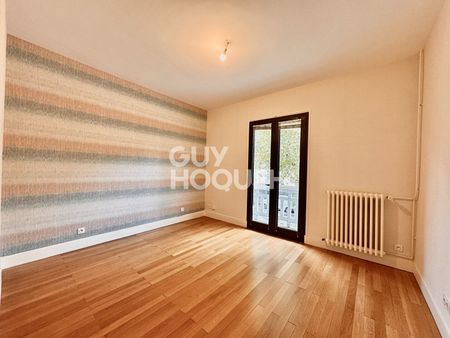 Appartement 3 pièce(s) 68.68 m2 terrasse et balcon CENTRE VILLE AIX LES BAINS - Photo 5