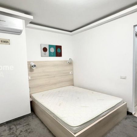 Ultracentral - Piata Romana | 20 MP | Mobilat + Utilat - Fotografie 3