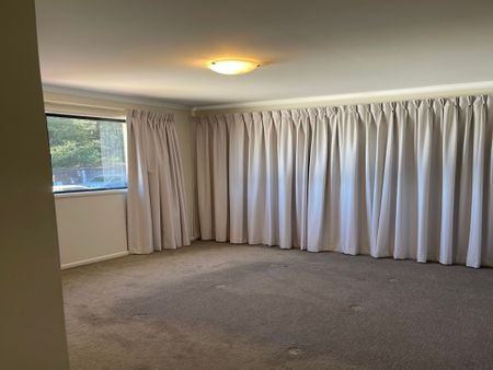 Neat One-Bedroom Unit in Convenient Location - Photo 2