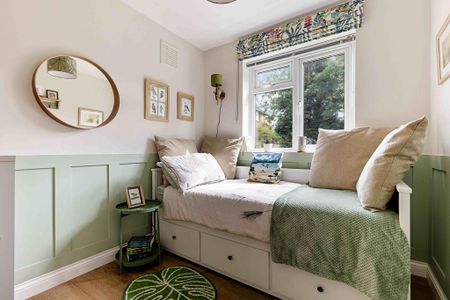 3 bedroom flat to rent - Photo 4