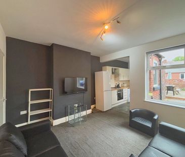 4 bedroom house share to rent - Photo 2