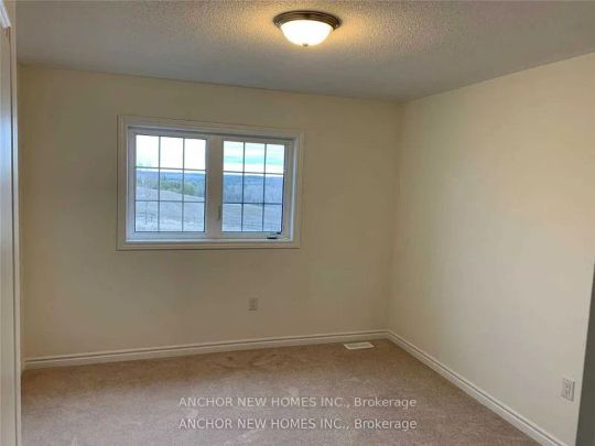 Condo Townhouse For Lease | X8470968 - Photo 1