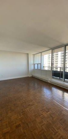 AVAILABLE NOW!!! Bachelor at 70 Cambridge Avenue - Photo 1