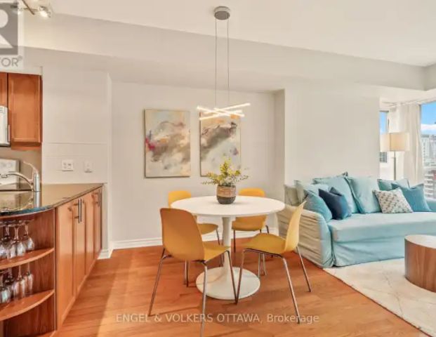 1403 - 445 LAURIER AVENUE W | 1403 - 445 LAURIER AVENUE W, Ottawa - Photo 1
