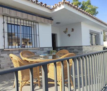 3 bedroom luxury Villa for rent in Alhaurín de la Torre, Spain - Photo 5