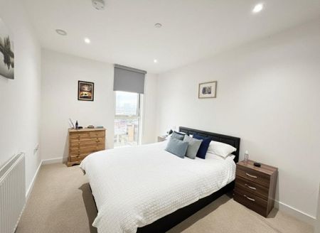2 bedroom flat to rent - Photo 4