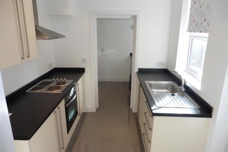 2 Bedroom House to Rent in Milton Street, Higham Ferrers, Northants, NN10 - Photo 5